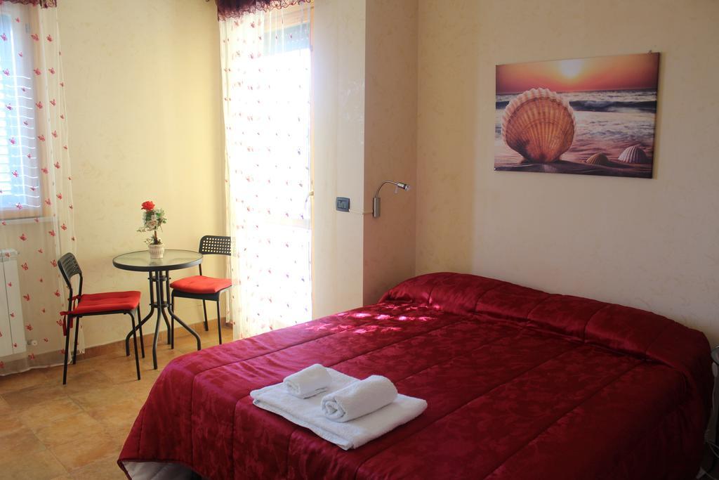 Colle Sul Mare Hotel Termoli Bilik gambar